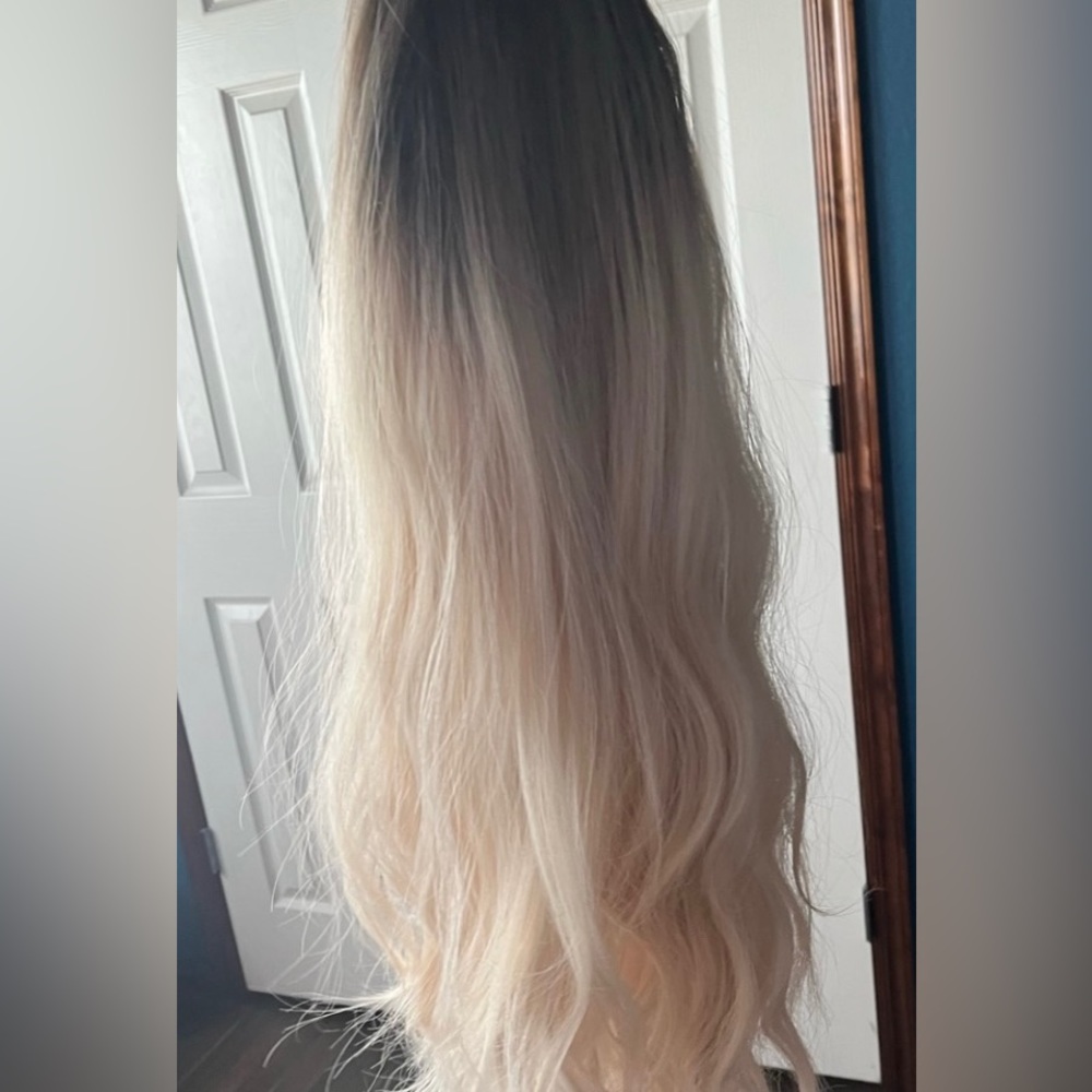 ZyZi Long Wig for Women Ombre Blonde - Picture 4 of 6